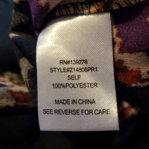 Daniel Rainn Keyhole Print Smocked Blouse Top M - Picture 7 of 7